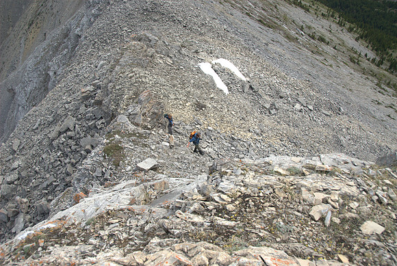 Wietse and Jeff come up the ridge behind me.