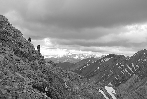 Wietse and Jeff get to the bottom of the summit block.