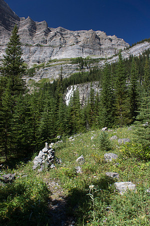 Hiking towards Petain Falls.
