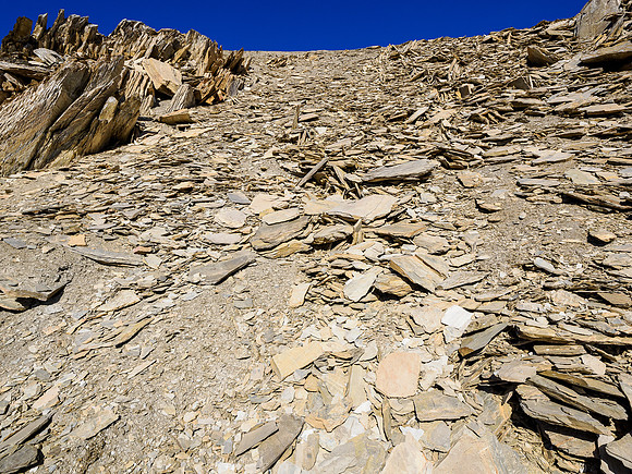 Ascending the easy SSE ridge of Mount Owen.