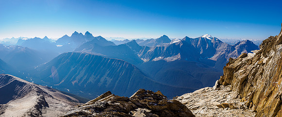Views off the SSE summit ridge of Owen.