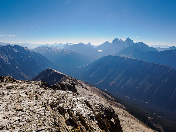 Descending the SSE ridge.
