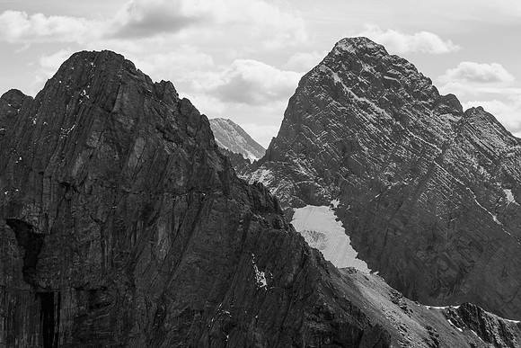 From the summit looking towards the Fist / Smuts col.