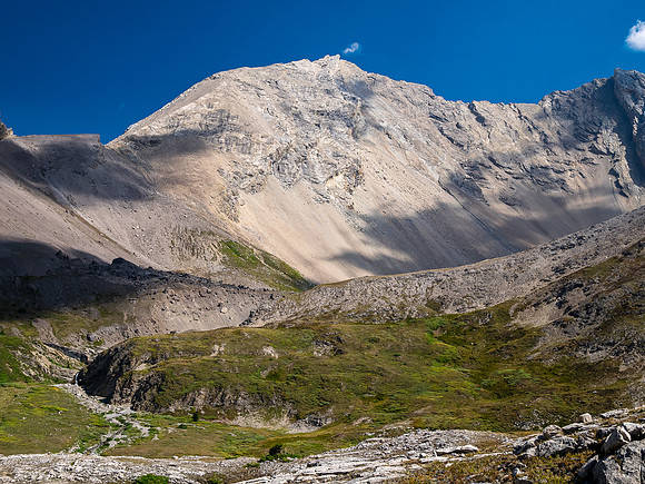 Ascending the NW ridge of Mount Goodair.