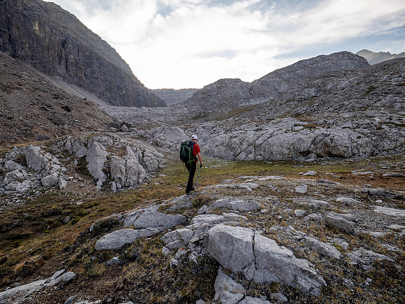 Hiking through the upper NW corner of McConnell meadows under Smoky Mountain.