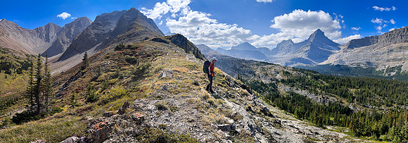Traversing east above Roaring Creek to Mount Goodair.