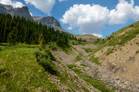 Approaching the east face of Tyrrell along a SE drainage.