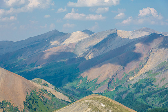 Tomahawk Mountain barely looks like a peak at c-r.