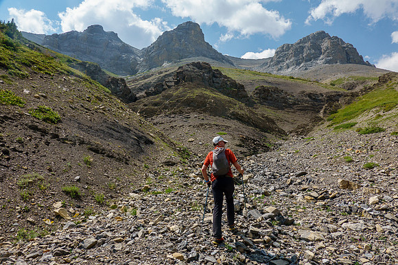 Approaching the east face of Tyrrell along a SE drainage.