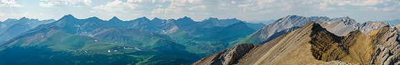 The valley leading to Divide Pass in the fg with Boar Station and Bellow Peak in the bg.