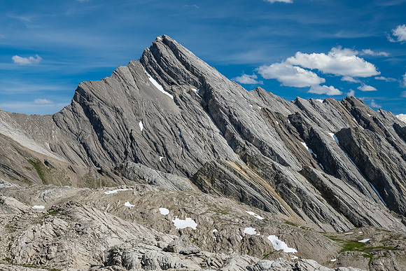 Unnamed peak south of Noetic.