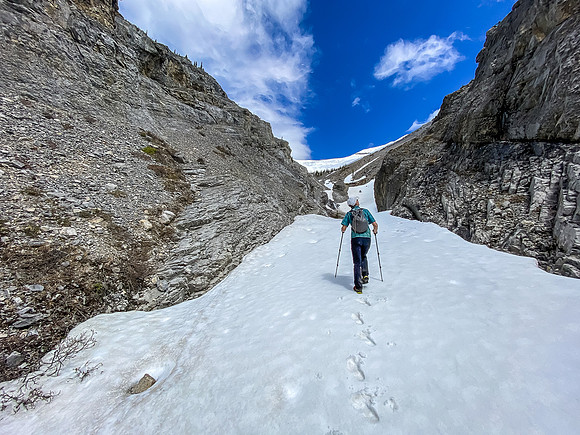 Supportive snow assisted us in the hidden gully. There was running water underneath.