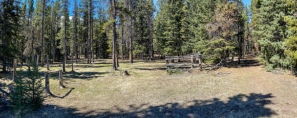 This camp was just past Lost Guide Creek which exits Lost Guide Lake.
