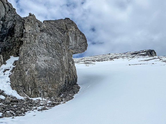 A sphinx watches over our route.
