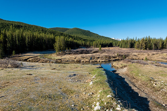 The South Cutoff Creek Trail starts with an unbridged creek crossing. Don't take it.