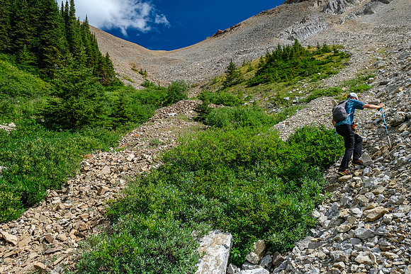 Hiking up to the col.