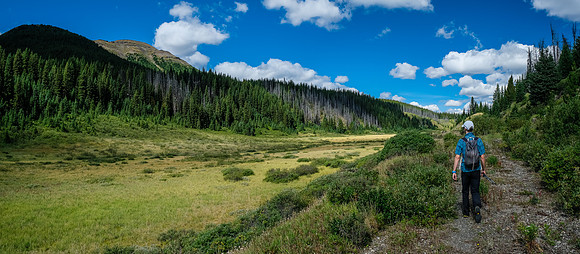 Lovely alpine valley hiking as we near the pass south of Wigmore Lake.