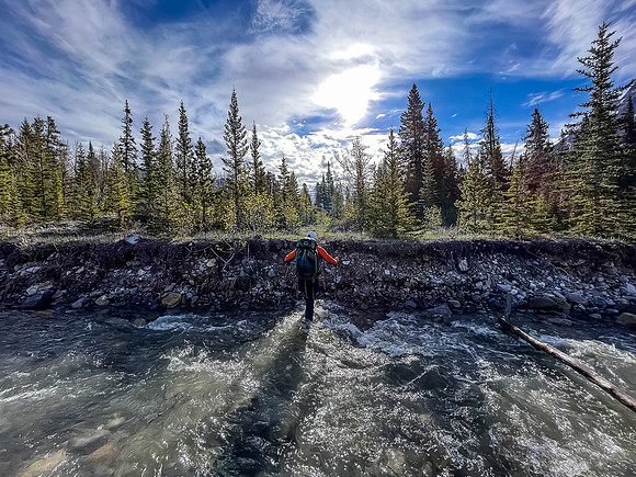Hiking the Clearwater Trail from Malloch Creek to Lost Guide Creek.
