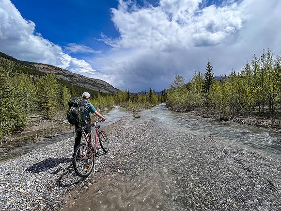 Biking the Clearwater Trail from Lost Guide to Forty Mile Meadows.