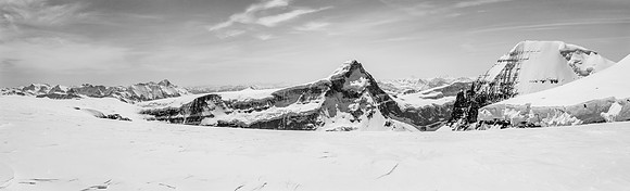 A panorama of Mount Columbia and South Twin from the trip back to camp.