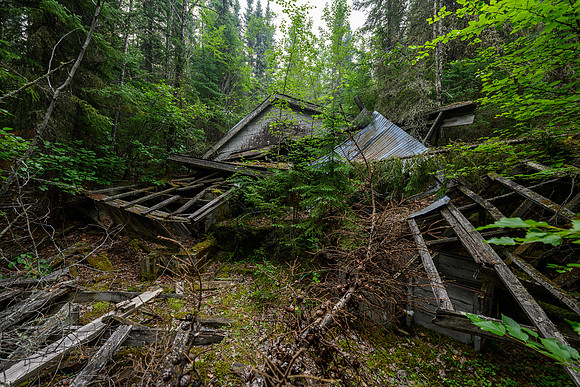 Exploring an old uranium mine site from the 1950's on Drope Lake.