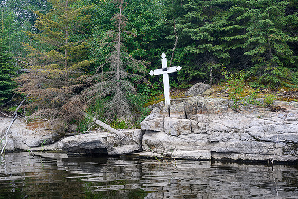 A cross on Drope Lake.