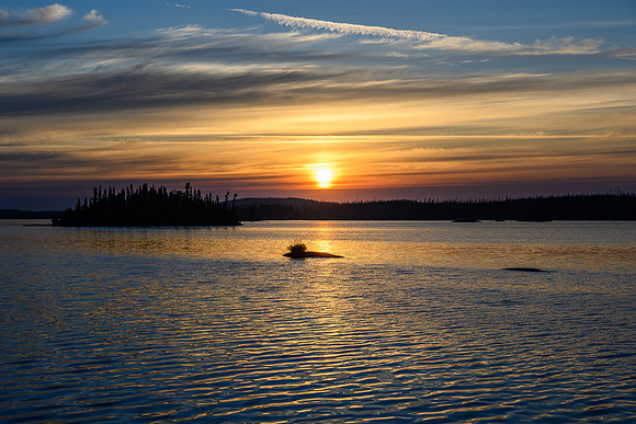 Sunrise over Davis Lake.