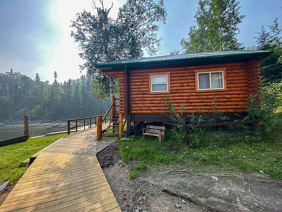 Twin Falls lodge.