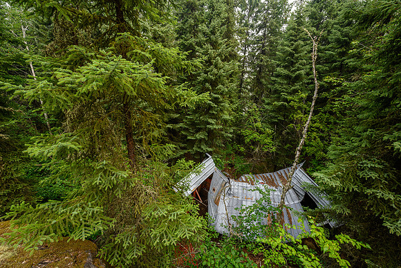 Exploring an old uranium mine site from the 1950's on Drope Lake.