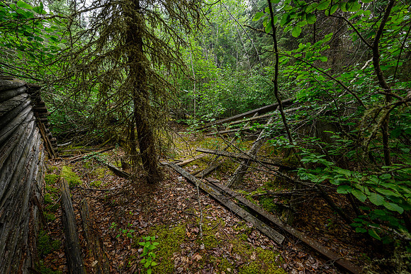 Exploring an old uranium mine site from the 1950's on Drope Lake.