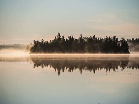 Early morning paddle on Telescope Lake.