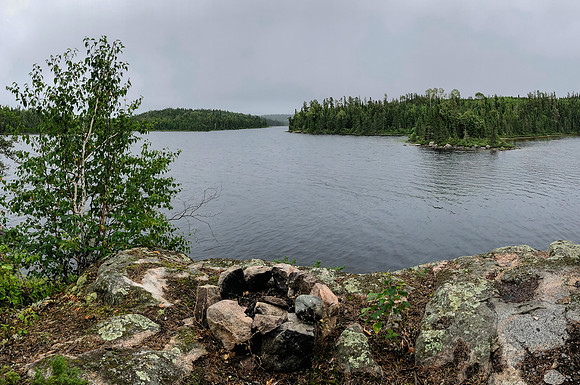 A nice alternate fire pit area on the Onnie Lake deluxe campsite.