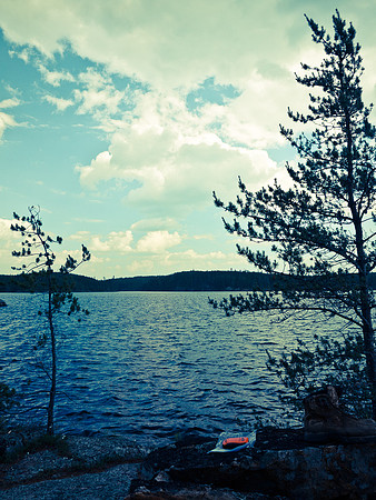 Sending an 'OK' message on the SPOT from our camp on Talon Lake at 15:30 on Saturday.