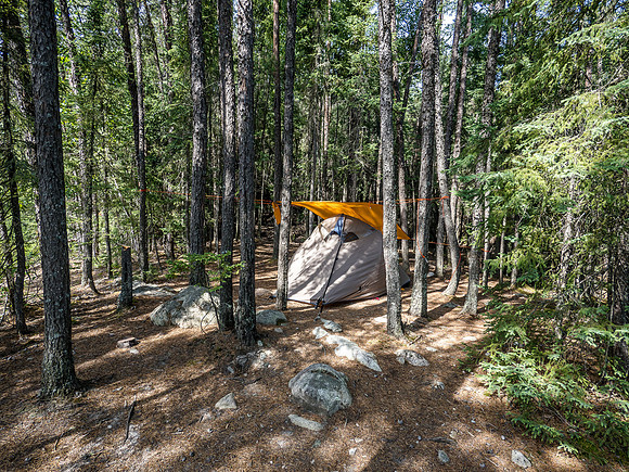 Camp on Mexican Hat Lake.