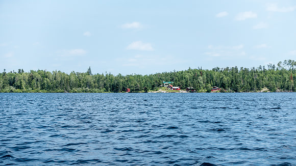 The lodge looked very quiet, we saw no boats on the lake and no movement on shore.