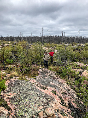 The portage between Jigsaw and Wrist Lake.