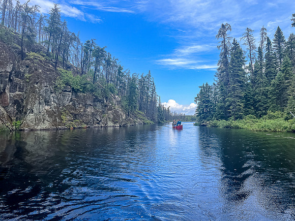 The sun comes back as we paddle a scenic channel towards the last few portages into East Lunch Lake.