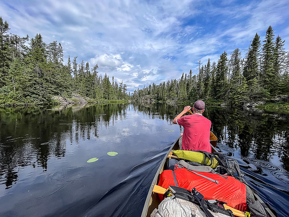 Paddling between the 400m portage and the pullover.