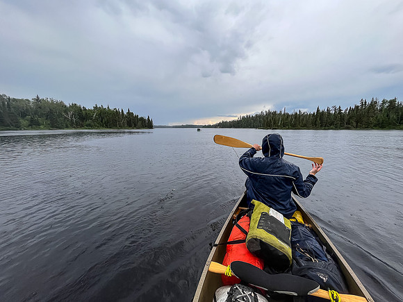 Paddling Leano Lake in the rain.