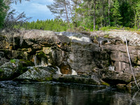 The "Rock Flake" portage towards Burnt Rock Lake.