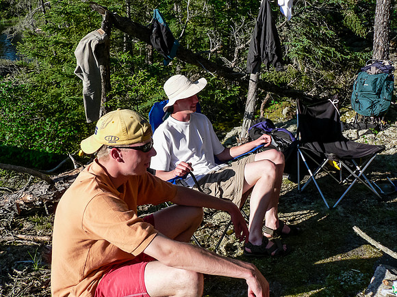 A hot evening eating supper. The weather changes a lot in WCPP.