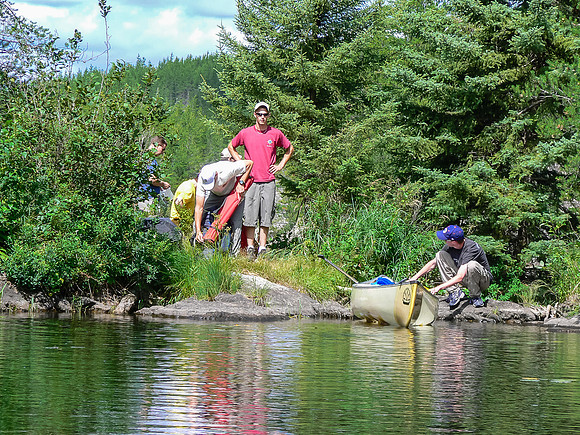 Finishing a short portage along the river from Petch to Reynar.