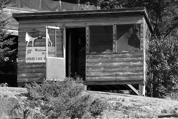 There are some cabins on Chase / Midway Lakes.