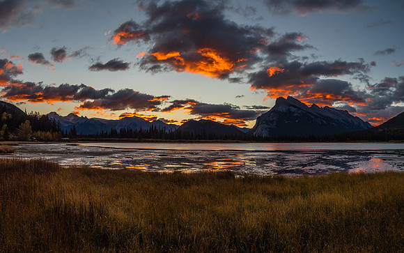My day started pretty good with a beautiful sunrise over Mount Rundle.