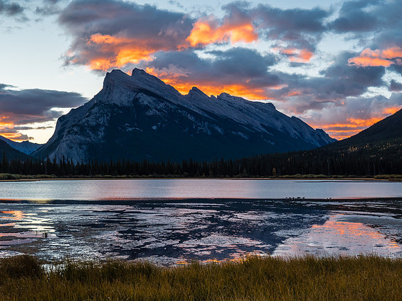 My day started pretty good with a beautiful sunrise over Mount Rundle.