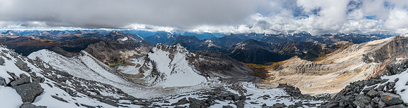Descending from the summit. Hard to believe that hwy 93 is just on the other side of Hawk Ridge!