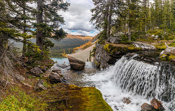 The outlet stream from Scarab to Egypt Lake.