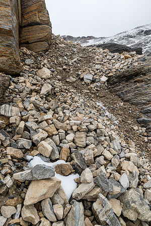 Very loose scree in the upper bowl.