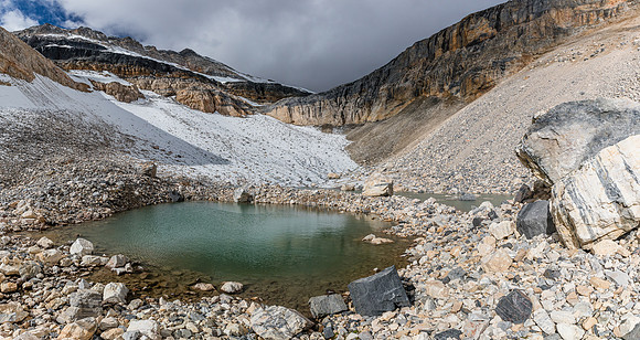 The glacier is pretty tame, the route through the second set of cliffs is obvious.