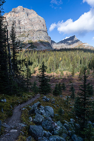 The Sphinx rises over Pharaoh Creek,